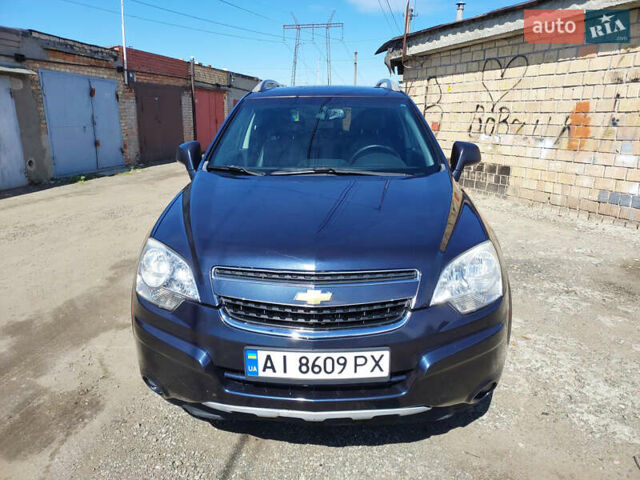 Синій Шевроле Каптіва, об'ємом двигуна 2.4 л та пробігом 288 тис. км за 7700 $, фото 2 на Automoto.ua
