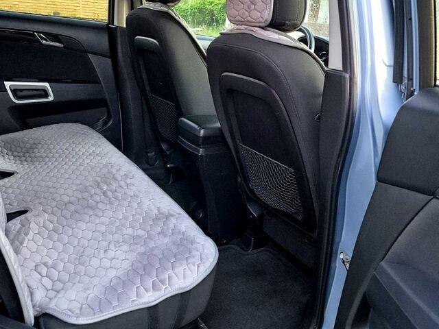 Синий Шевроле Каптива, объемом двигателя 2.4 л и пробегом 190 тыс. км за 9800 $, фото 9 на Automoto.ua