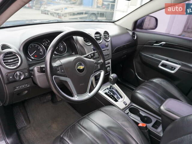 Синій Шевроле Каптіва, об'ємом двигуна 2.38 л та пробігом 169 тис. км за 8600 $, фото 11 на Automoto.ua