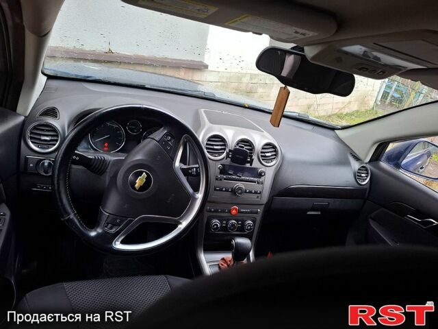 Синий Шевроле Каптива, объемом двигателя 2.4 л и пробегом 284 тыс. км за 9500 $, фото 10 на Automoto.ua