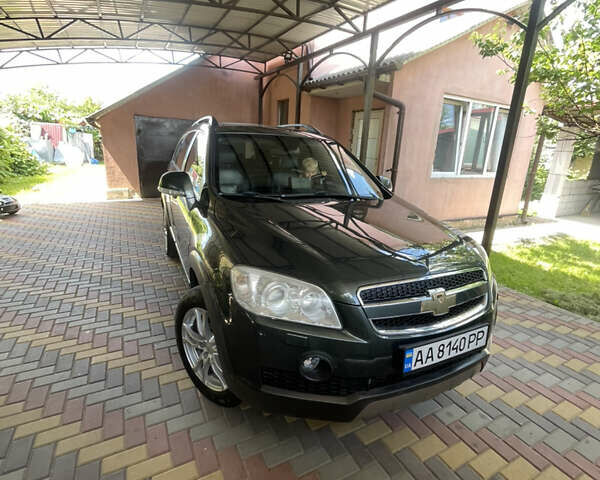 Зелений Шевроле Каптіва, об'ємом двигуна 2 л та пробігом 255 тис. км за 7300 $, фото 1 на Automoto.ua