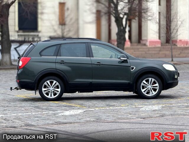 Зеленый Шевроле Каптива, объемом двигателя 2.4 л и пробегом 260 тыс. км за 7300 $, фото 6 на Automoto.ua