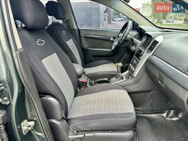 Шевроле Каптива 2007 в Днепре (Днепропетровске) на Automoto.ua Зеленый Шевроле Каптива, объемом двигателя 2.41 л и пробегом 200 тыс. км за 6333 $, фото 23 на Automoto.ua