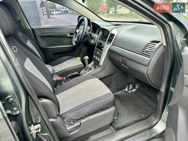 Шевроле Каптива 2007 в Днепре (Днепропетровске) на Automoto.ua Зеленый Шевроле Каптива, объемом двигателя 2.41 л и пробегом 200 тыс. км за 6333 $, фото 21 на Automoto.ua