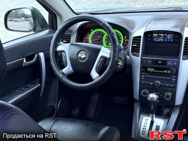 Зеленый Шевроле Каптива, объемом двигателя 2.4 л и пробегом 260 тыс. км за 7300 $, фото 8 на Automoto.ua