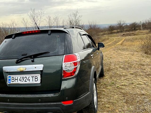 Зеленый Шевроле Каптива, объемом двигателя 2.4 л и пробегом 250 тыс. км за 7500 $, фото 7 на Automoto.ua
