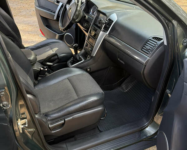 Зелений Шевроле Каптіва, об'ємом двигуна 2.4 л та пробігом 340 тис. км за 6700 $, фото 21 на Automoto.ua
