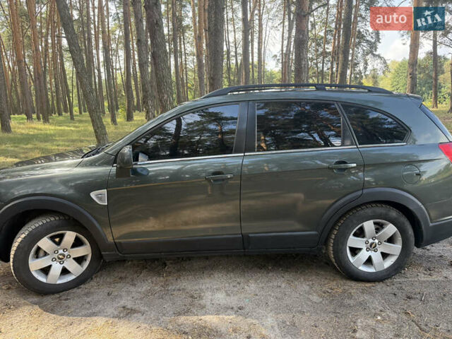 Зелений Шевроле Каптіва, об'ємом двигуна 2.4 л та пробігом 340 тис. км за 6700 $, фото 14 на Automoto.ua