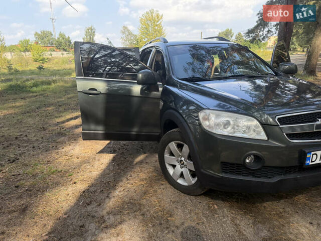 Зелений Шевроле Каптіва, об'ємом двигуна 2.4 л та пробігом 340 тис. км за 6700 $, фото 1 на Automoto.ua