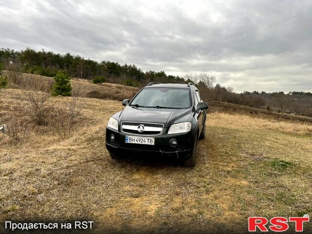 Зеленый Шевроле Каптива, объемом двигателя 2.4 л и пробегом 250 тыс. км за 7500 $, фото 3 на Automoto.ua