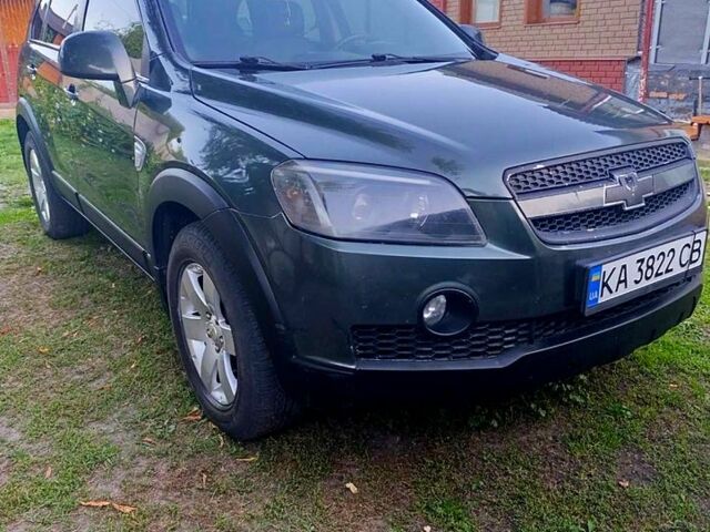 Зелений Шевроле Каптіва, об'ємом двигуна 2.4 л та пробігом 204 тис. км за 6300 $, фото 1 на Automoto.ua