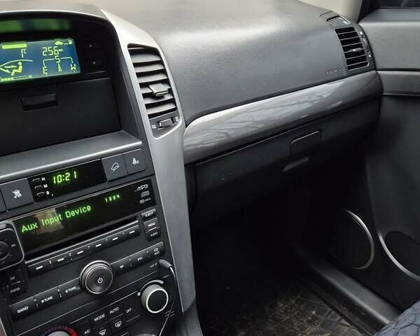 Зеленый Шевроле Каптива, объемом двигателя 3.2 л и пробегом 231 тыс. км за 8000 $, фото 14 на Automoto.ua