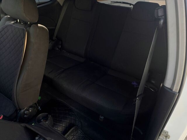 Белый Шевроле Чеветте, объемом двигателя 1.5 л и пробегом 174 тыс. км за 4082 $, фото 5 на Automoto.ua