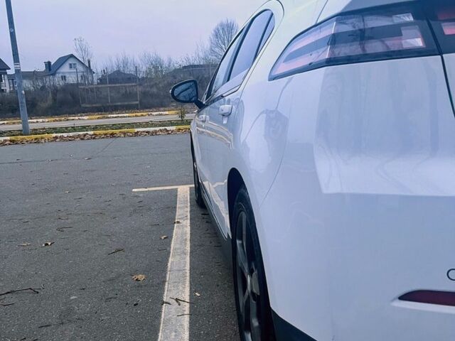 Білий Шевроле Чєвєттє, об'ємом двигуна 1.4 л та пробігом 152 тис. км за 12600 $, фото 5 на Automoto.ua