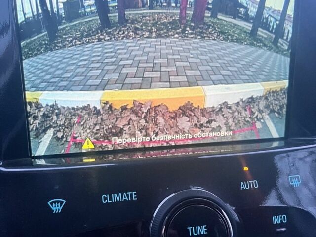 Білий Шевроле Чєвєттє, об'ємом двигуна 1.4 л та пробігом 152 тис. км за 12600 $, фото 10 на Automoto.ua