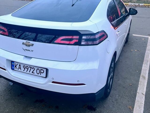 Білий Шевроле Чєвєттє, об'ємом двигуна 1.4 л та пробігом 152 тис. км за 12600 $, фото 6 на Automoto.ua