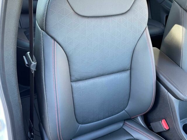 Білий Шевроле Чєвєттє, об'ємом двигуна 0 л та пробігом 12 тис. км за 25000 $, фото 19 на Automoto.ua