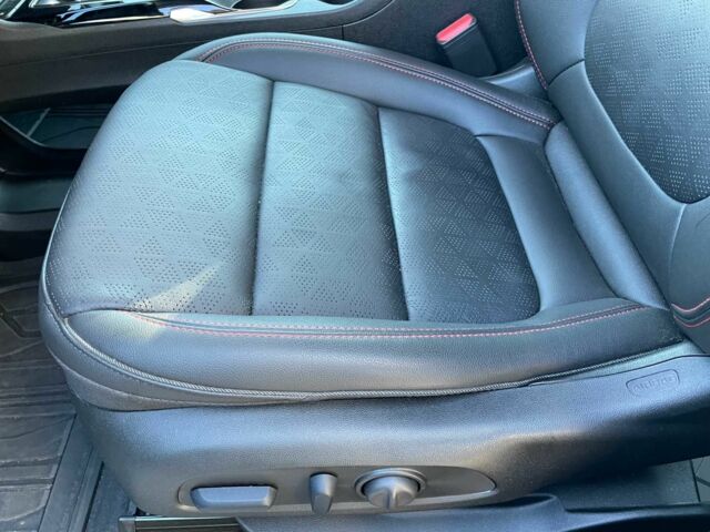 Білий Шевроле Чєвєттє, об'ємом двигуна 0 л та пробігом 12 тис. км за 25000 $, фото 15 на Automoto.ua