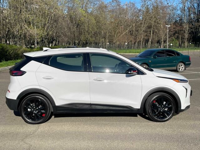 Білий Шевроле Чєвєттє, об'ємом двигуна 0 л та пробігом 12 тис. км за 25000 $, фото 3 на Automoto.ua