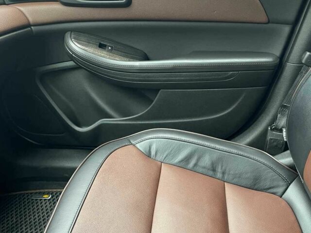 Бежевий Шевроле Чєвєттє, об'ємом двигуна 2.5 л та пробігом 15 тис. км за 12500 $, фото 8 на Automoto.ua