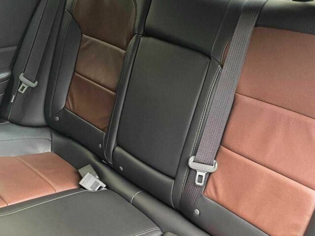 Бежевий Шевроле Чєвєттє, об'ємом двигуна 2.5 л та пробігом 15 тис. км за 12500 $, фото 5 на Automoto.ua