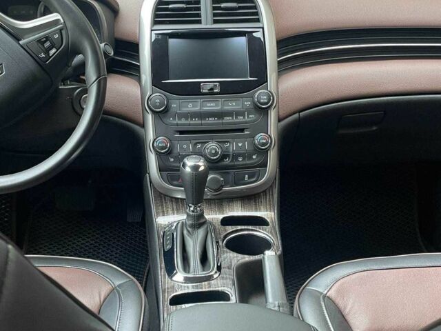 Бежевий Шевроле Чєвєттє, об'ємом двигуна 2.5 л та пробігом 15 тис. км за 12500 $, фото 10 на Automoto.ua