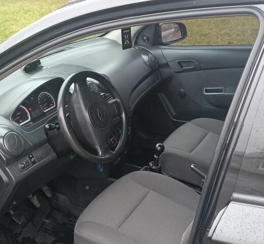 Шевроле Чеветте 2008 в Путивле на Automoto.ua Черный Шевроле Чеветте, объемом двигателя 1.5 л и пробегом 230 тыс. км за 3250 $, фото 2 на Automoto.ua