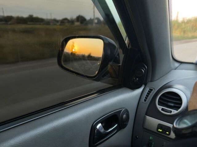 Черный Шевроле Чеветте, объемом двигателя 1.6 л и пробегом 220 тыс. км за 4900 $, фото 3 на Automoto.ua