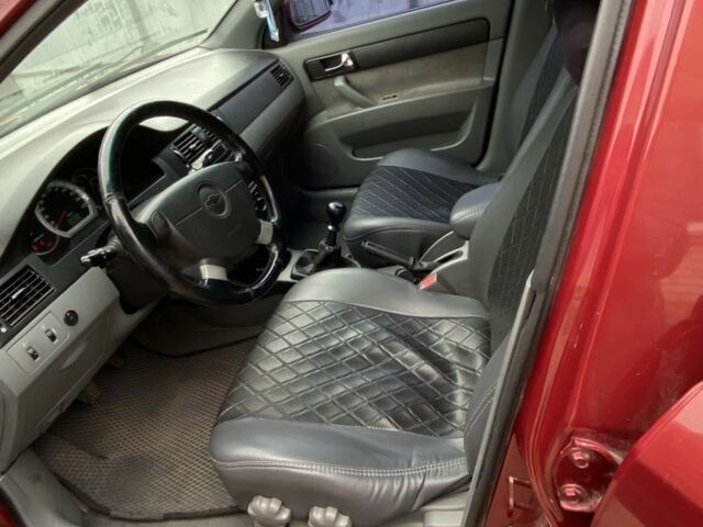 Червоний Шевроле Чєвєттє, об'ємом двигуна 1.8 л та пробігом 248 тис. км за 3800 $, фото 2 на Automoto.ua