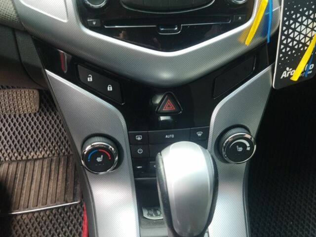 Червоний Шевроле Чєвєттє, об'ємом двигуна 1.8 л та пробігом 167 тис. км за 7200 $, фото 5 на Automoto.ua