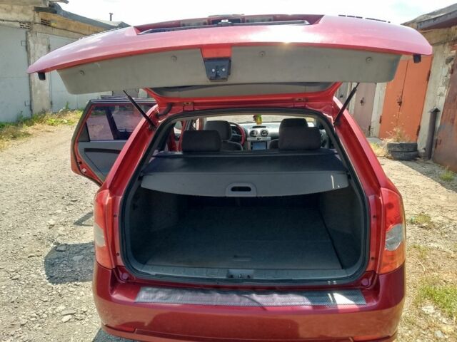 Красный Шевроле Чеветте, объемом двигателя 1.8 л и пробегом 226 тыс. км за 4300 $, фото 3 на Automoto.ua