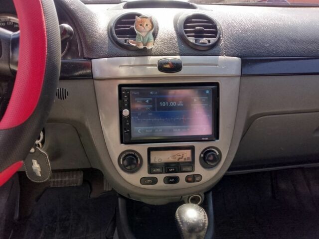 Красный Шевроле Чеветте, объемом двигателя 1.8 л и пробегом 226 тыс. км за 4300 $, фото 6 на Automoto.ua