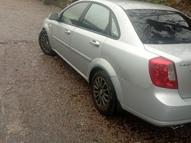 Серый Шевроле Чеветте, объемом двигателя 1.8 л и пробегом 314 тыс. км за 3343 $, фото 5 на Automoto.ua