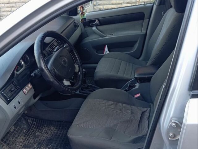 Серый Шевроле Чеветте, объемом двигателя 1.8 л и пробегом 260 тыс. км за 3300 $, фото 6 на Automoto.ua