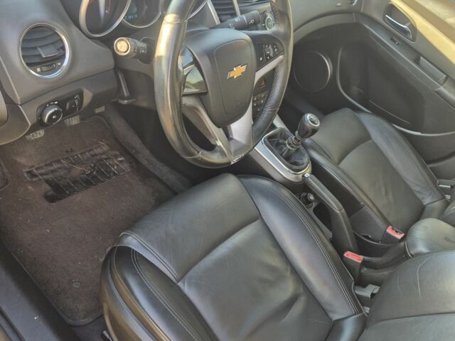 Сірий Шевроле Чєвєттє, об'ємом двигуна 1.6 л та пробігом 220 тис. км за 5500 $, фото 6 на Automoto.ua