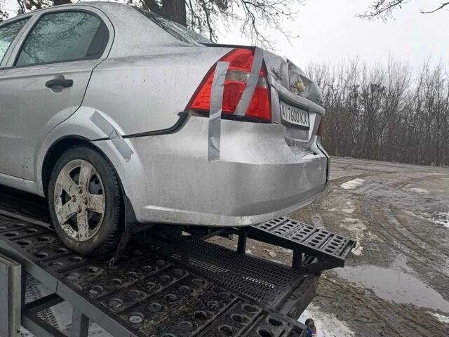 Сірий Шевроле Чєвєттє, об'ємом двигуна 1.5 л та пробігом 225 тис. км за 1500 $, фото 5 на Automoto.ua