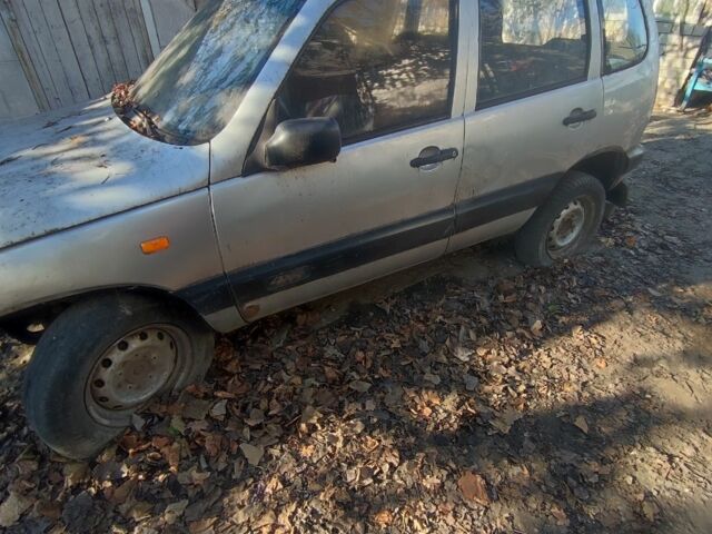 Сірий Шевроле Чєвєттє, об'ємом двигуна 0 л та пробігом 999 тис. км за 800 $, фото 2 на Automoto.ua