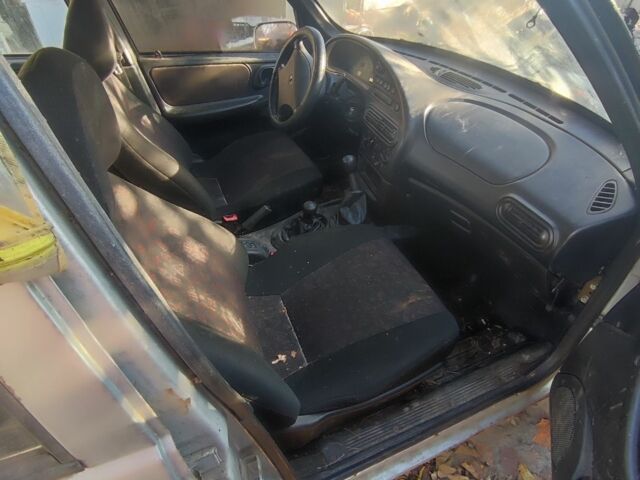 Сірий Шевроле Чєвєттє, об'ємом двигуна 0 л та пробігом 999 тис. км за 800 $, фото 3 на Automoto.ua