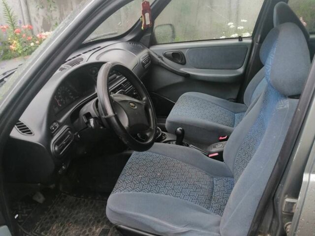 Серый Шевроле Чеветте, объемом двигателя 1.7 л и пробегом 205 тыс. км за 2300 $, фото 4 на Automoto.ua