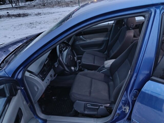 Синій Шевроле Чєвєттє, об'ємом двигуна 1.6 л та пробігом 482 тис. км за 3000 $, фото 5 на Automoto.ua