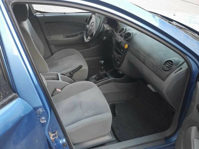 Синий Шевроле Чеветте, объемом двигателя 1.6 л и пробегом 227 тыс. км за 1195 $, фото 3 на Automoto.ua