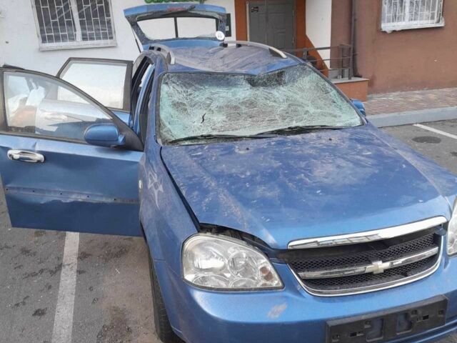 Синий Шевроле Чеветте, объемом двигателя 1.6 л и пробегом 227 тыс. км за 1195 $, фото 2 на Automoto.ua