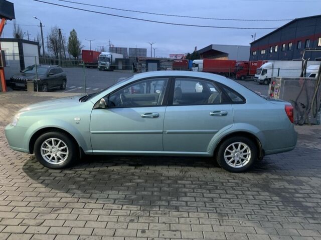 Зеленый Шевроле Чеветте, объемом двигателя 1.6 л и пробегом 99 тыс. км за 4400 $, фото 5 на Automoto.ua