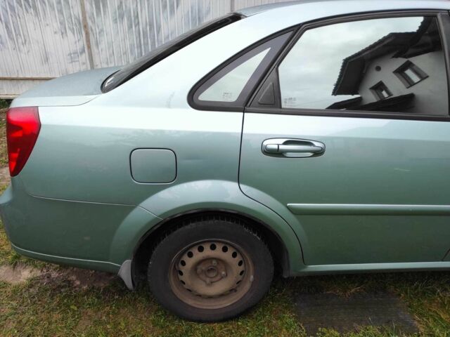 Зеленый Шевроле Чеветте, объемом двигателя 1.6 л и пробегом 307 тыс. км за 3000 $, фото 8 на Automoto.ua