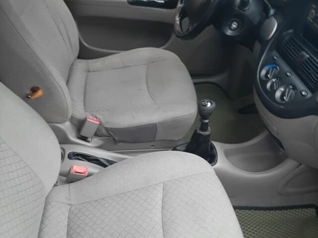 Зелений Шевроле Чєвєттє, об'ємом двигуна 1.6 л та пробігом 282 тис. км за 3700 $, фото 4 на Automoto.ua