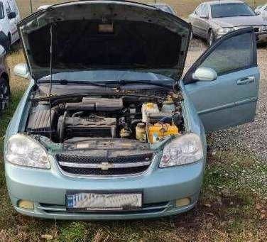 Зелений Шевроле Чєвєттє, об'ємом двигуна 1.8 л та пробігом 140 тис. км за 3200 $, фото 1 на Automoto.ua