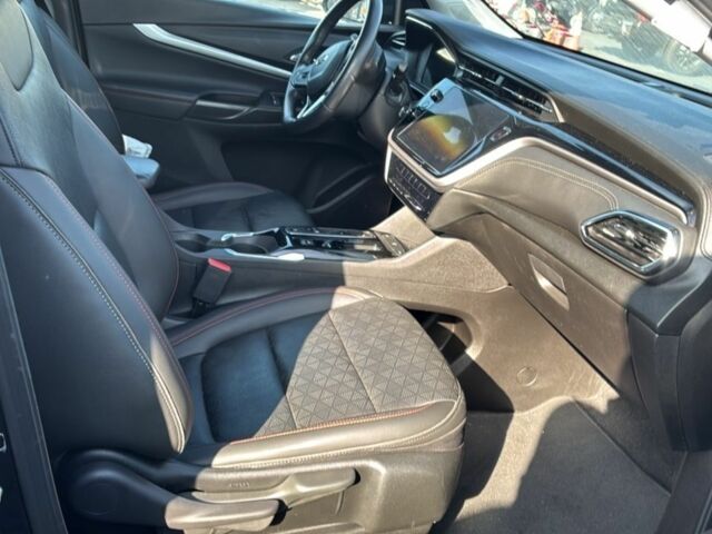 Черный Шевроле Чеви, объемом двигателя 0 л и пробегом 49 тыс. км за 13900 $, фото 12 на Automoto.ua