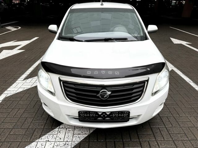 Білий Шевроле Кобальт, об'ємом двигуна 1.5 л та пробігом 104 тис. км за 6998 $, фото 23 на Automoto.ua