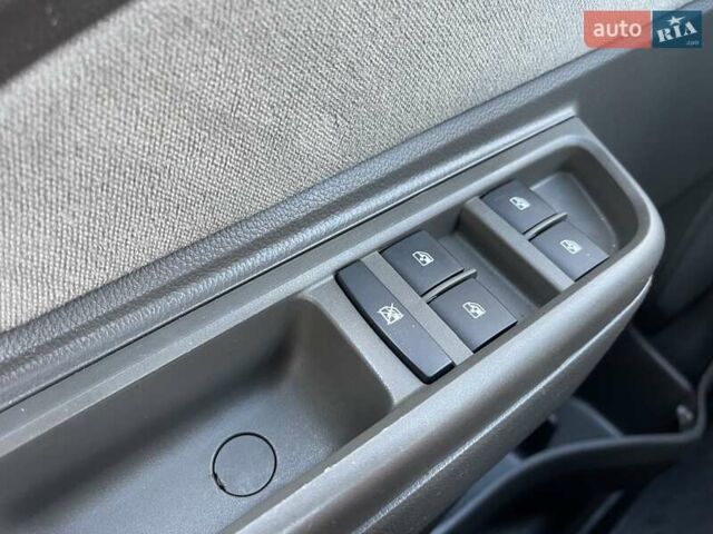 Белый Шевроле Кобальт, объемом двигателя 1.49 л и пробегом 18 тыс. км за 10900 $, фото 20 на Automoto.ua