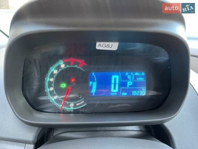 Белый Шевроле Кобальт, объемом двигателя 1.49 л и пробегом 18 тыс. км за 10999 $, фото 20 на Automoto.ua